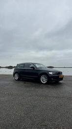 BMW 1-Serie 2.0 120I 3DR 2007 Zwart, Auto's, BMW, 1-Serie, Achterwielaandrijving, 1995 cc, Zwart