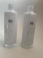 2 prachtige vaasjes van Fidrio, geaderd wit, Huis en Inrichting, Woonaccessoires | Vazen, Wit, Nieuw, Ophalen of Verzenden, Glas