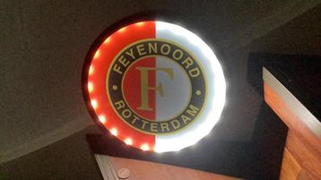 Nieuwe feyenoord lamp op batterij beschikbaar voor biedingen