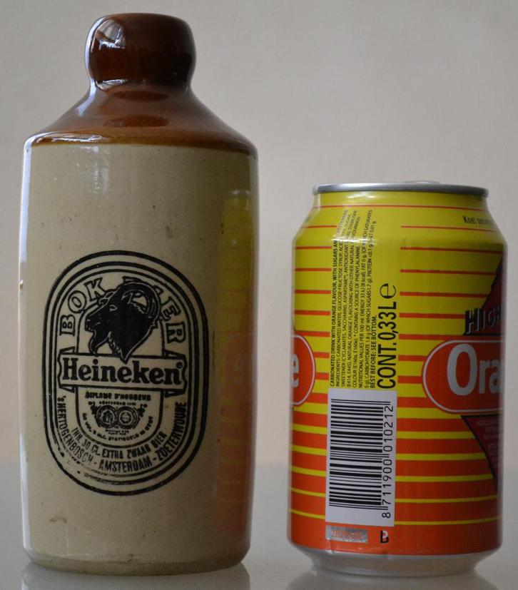 heineken bokbier kruikje aardewerk keramiek kj4, Verzamelen, Biermerken, Zo goed als nieuw, Flesje(s), Heineken, Ophalen