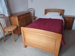 slaapkamer massief licht hout, 1 pers. bed, auping spiraal, Ophalen, Eenpersoons, Beige, Zo goed als nieuw