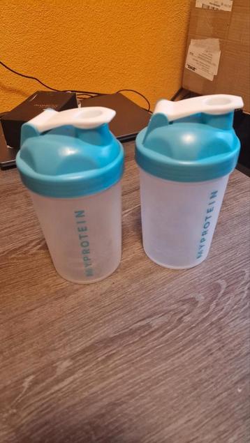 2x Myprotein Shakers beschikbaar voor biedingen