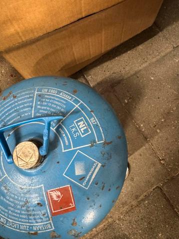 95% volle campingaz gasfles 907 (grootste model) beschikbaar voor biedingen