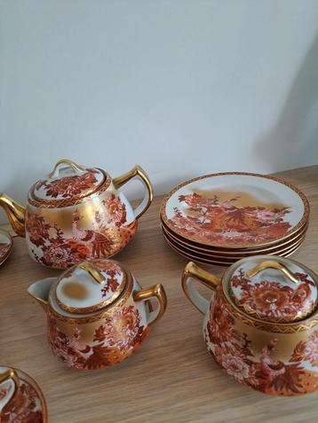 Japans handgeschilderd showa Kutani porselein  beschikbaar voor biedingen