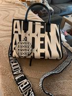 Steve Madden tas, Ophalen of Verzenden, Zo goed als nieuw, Zwart, Handtas