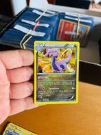 Goodra 74/106 Holo Flashfire Pokemon, Hobby en Vrije tijd, Verzamelkaartspellen | Pokémon, Verzenden, Zo goed als nieuw, Losse kaart