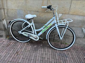 Oma fiets dames fiets heren fiets terugtraprem fietsen 