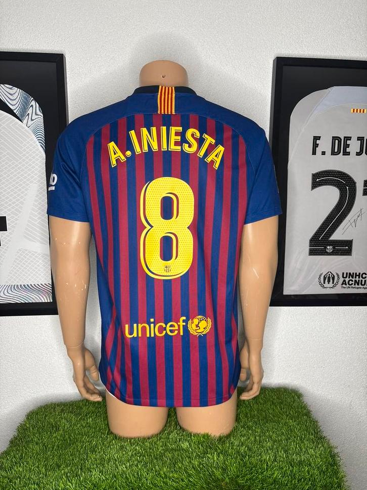 FC Barcelona thuisshirt 2018/2019 Iniesta, Sport en Fitness, Voetbal, Gebruikt, Shirt, Maat L, Ophalen of Verzenden
