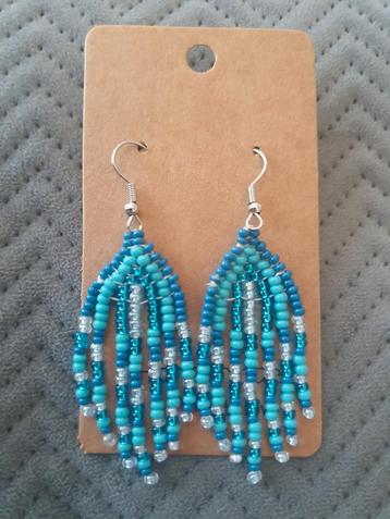 Oorbellen Franje hangers blauw beschikbaar voor biedingen