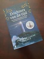 Armando Lucas Correa - dochters van de tijd, Ophalen of Verzenden, Zo goed als nieuw, Nederland