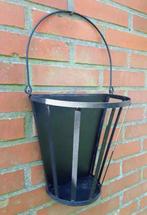 Twee ijzeren korven plantenruif hooiruif met hengsel, Tuin en Terras, Tuinwanddecoratie, Ophalen of Verzenden, Gebruikt