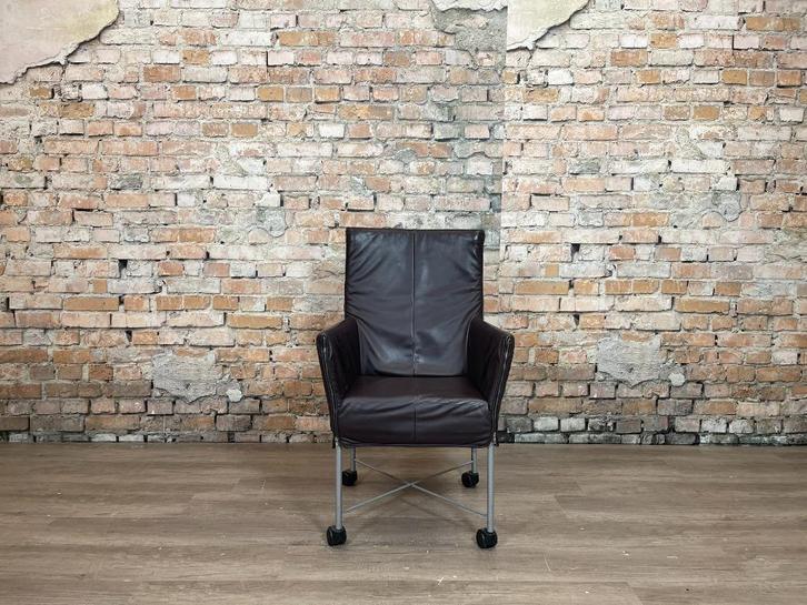 Bij TheReSales: Montis Chaplin donker bruin, Huis en Inrichting, Stoelen, Zo goed als nieuw, Vijf, Zes of meer stoelen, Leer, Metaal