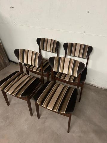 EETKAMER-STOELEN diverse modellen beschikbaar voor biedingen