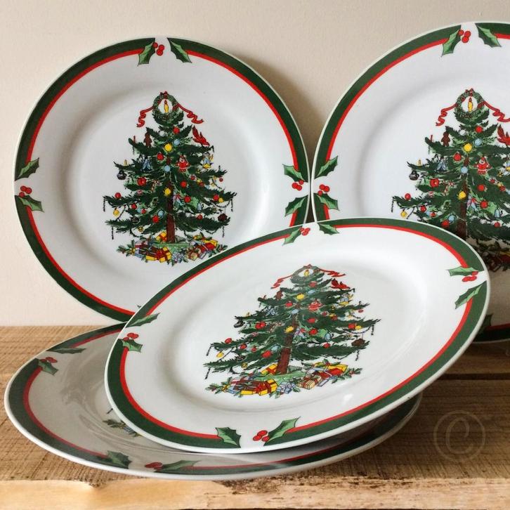 Set van 4 Dinerborden Kerstservies Kerst AM/63 Amsterdam, Huis en Inrichting, Keuken | Servies, Zo goed als nieuw, Bord(en), Overige stijlen