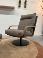 Nieuw Leolux Kudo Two fauteuil met poeg Mondo stof leer, Huis en Inrichting, Fauteuils, Leolux, Nieuw, 75 tot 100 cm, Ophalen of Verzenden