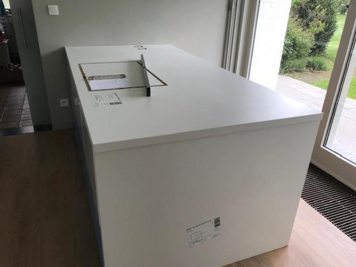 kookeiland mat wit zonder onderkasten (Ikea), Huis en Inrichting, Keuken | Complete keukens, Zo goed als nieuw, Overige typen