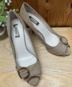 Zara pumps maat 39, Ophalen of Verzenden, Zo goed als nieuw, Beige