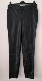 Zwarte dames leatherlook broek maat 40 zgan * l, Maat 38/40 (M), NA-KD, Zwart, Ophalen of Verzenden