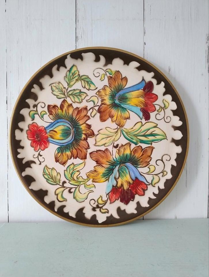 Prachtig! Grote schaal bord H. Bequet Belgium vintage, Antiek en Kunst, Antiek | Schalen, Ophalen of Verzenden