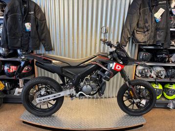 Schakelbrommers in nieuwstaat (Derbi - Aprillia) beschikbaar voor biedingen