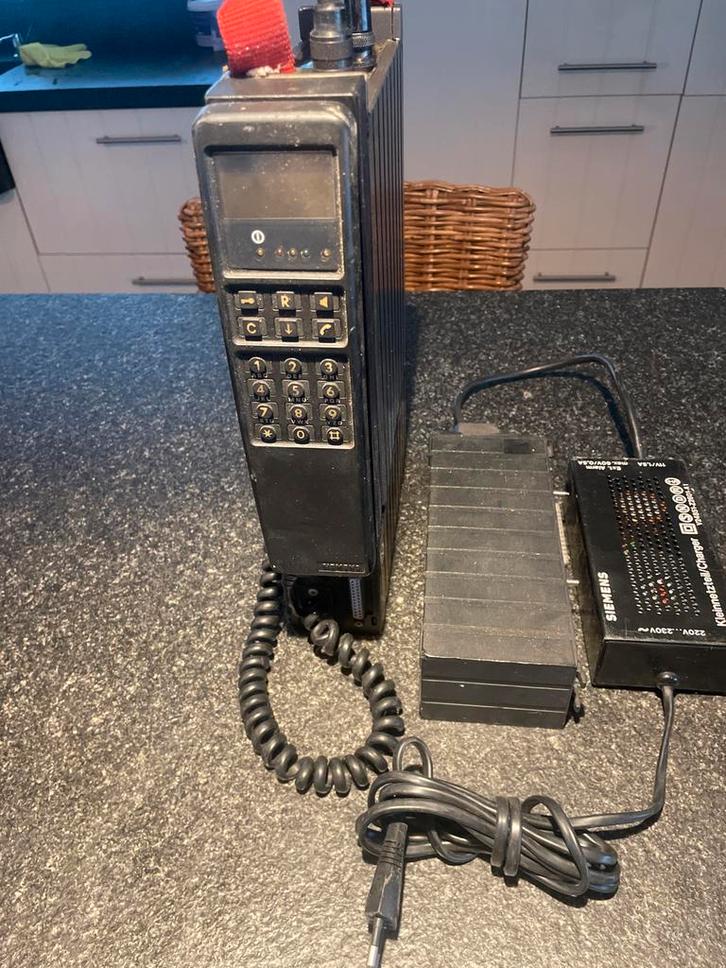 Siemens ATF2 Autotelefoon Mobiele Telefoon met Adapter, Telecommunicatie, Overige Telecommunicatie, Gebruikt, Ophalen of Verzenden