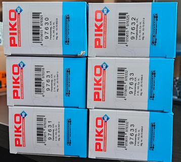 6 piko NS rijtuigen met Binnenverlichting.  beschikbaar voor biedingen