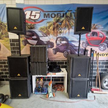 Speaker set luidspreker set boksen set behringer beschikbaar voor biedingen