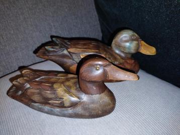 Twee vintage houten eenden (L17cm & L21cm) beschikbaar voor biedingen