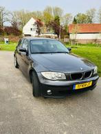 BMW 1-Serie (e87) 1.6 116I 2005 Grijs, Auto's, Origineel Nederlands, Te koop, Zilver of Grijs, 5 stoelen