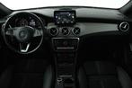 Mercedes-Benz CLA-klasse 180 AMG Night Edition Plus (PARKEER, Gebruikt, 4 cilinders, 715 kg, Leder en Stof