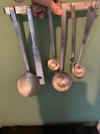 Vintage lepelrek, Huis en Inrichting, Keuken | Bestek, Ophalen of Verzenden, Gebruikt, Overige materialen, Bestekset