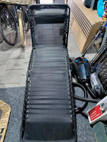 Ligstoel in Zeer Goede Staat beschikbaar voor biedingen