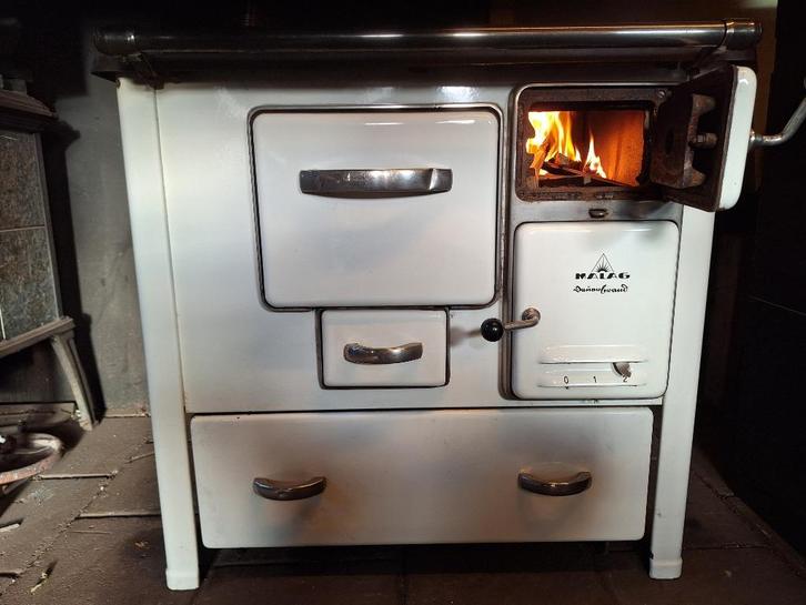 Prachtig fornuis houtkachel, Huis en Inrichting, Kachels, Gebruikt, Vrijstaand, Houtkachel, Hout, Ophalen