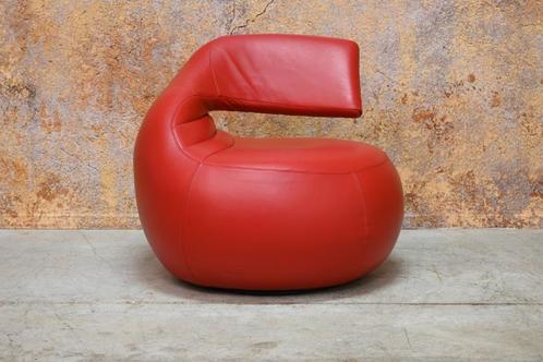ZGANieuw rode leren Leolux Gisa design draaifauteuil, Huis en Inrichting, Fauteuils, Zo goed als nieuw, Leer, 75 tot 100 cm, 75 tot 100 cm
