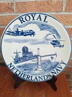 Delfts blauw herdenkingsbord van de Koninklijke Marine, Verzamelen, Scheepvaart, Ophalen of Verzenden, Gebruikt, Overige typen