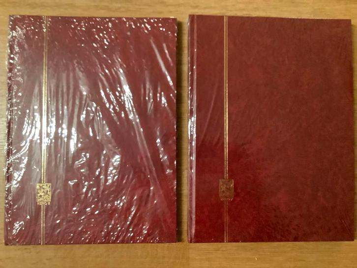 DAVO Album - Nederland of Buitenland, Postzegels en Munten, Postzegels | Volle albums en Verzamelingen, Nederland en Buitenland