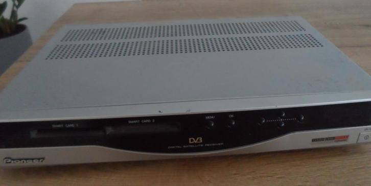 Te koop voor hobbyist gebruikte receiver audioapparaat., Audio, Tv en Foto, Versterkers en Receivers, Niet werkend, Pioneer, Ophalen of Verzenden