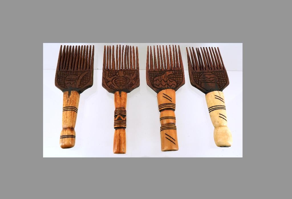 Afrikaanse Kam van bot/hout (161001-05tm08) Prijs per stuk!, Antiek en Kunst, Ophalen of Verzenden