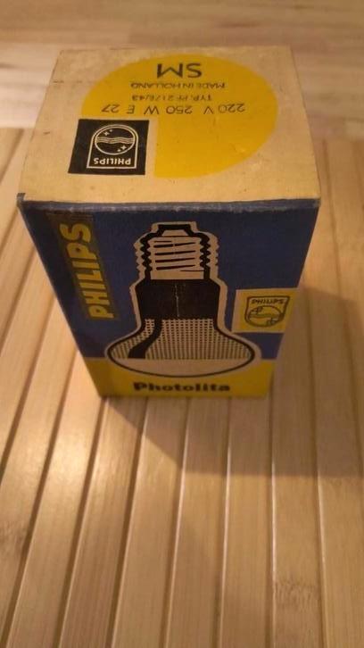 Phillips photolita 220 V 250 W E27 lamp in doos.Twee, Audio, Tv en Foto, Fotografie | Accu's en Batterijen, Ophalen of Verzenden