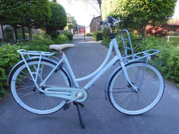 Lichtblauwe 28" Batavus Diva met 5 versnellingen 50 frame beschikbaar voor biedingen