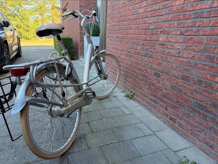 Batavus damesfiets zo goed als nieuw, Fietsen en Brommers, Fietsen | Dames | Omafietsen, Zo goed als nieuw, 50 tot 53 cm, Versnellingen
