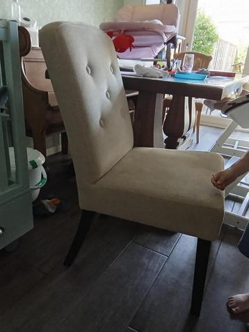4 stoelen eetkamer beschikbaar voor biedingen