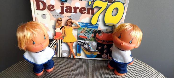 2 rubberen retro kus poppen pop poppetjes 16 cm vintage, Verzamelen, Poppen, Nieuw, Pop, Ophalen of Verzenden