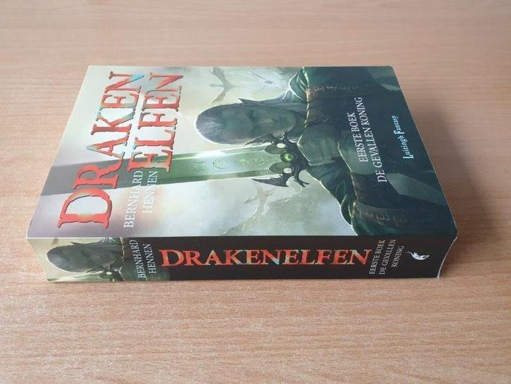 Bernhard Hennen - losse delen, per stuk te koop, Boeken, Fantasy, Gelezen, Ophalen of Verzenden