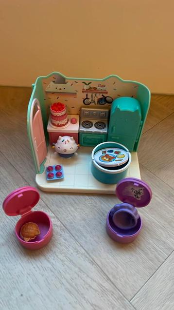 Gabby’s poppenhuis Cakey’s keuken beschikbaar voor biedingen