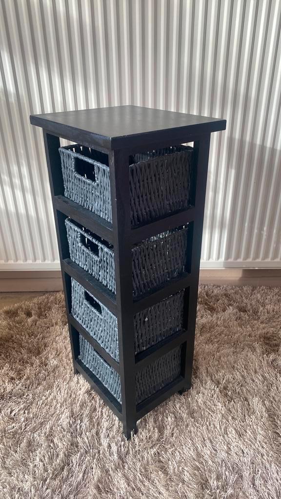 Kastje met 4 rieten mandlades, Huis en Inrichting, Kasten | Ladekasten, Zo goed als nieuw, Minder dan 100 cm, 50 tot 100 cm, 25 tot 50 cm