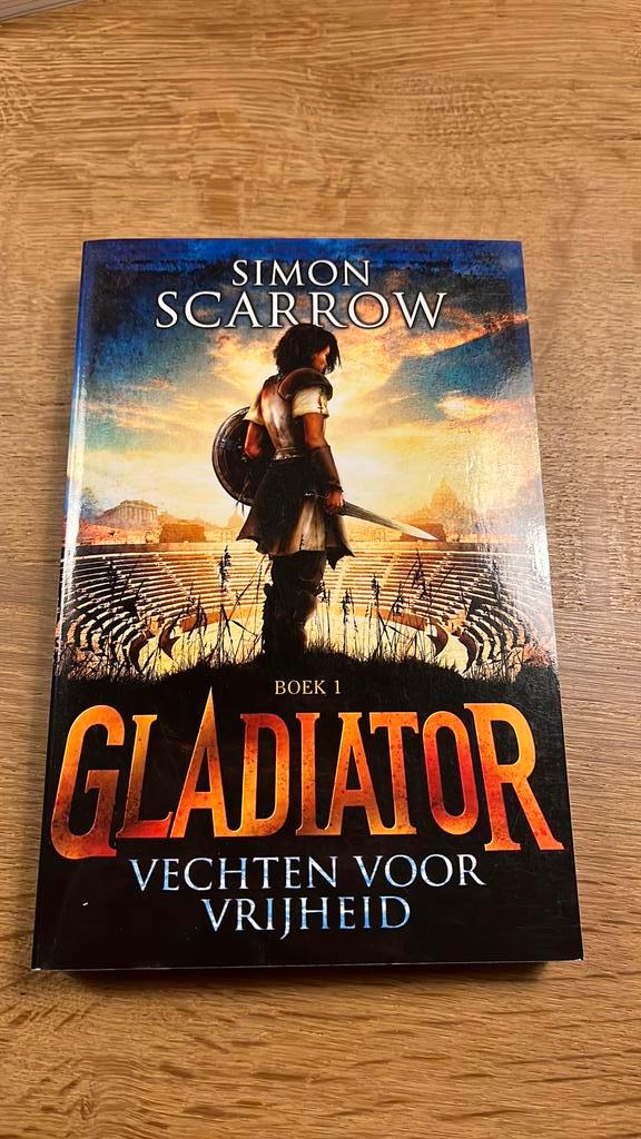 Simon Scarrow - Vechten voor vrijheid, Boeken, Kinderboeken | Jeugd | 10 tot 12 jaar, Zo goed als nieuw, Ophalen of Verzenden