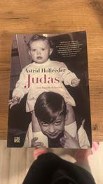 Astrid Holleeder - Judas, Ophalen of Verzenden, Zo goed als nieuw, Astrid Holleeder