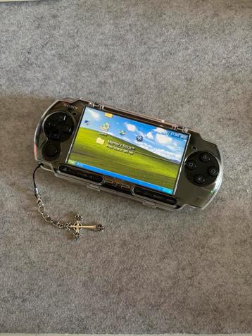 PSP 3000 Piano Black (Homebrew) 128GB met games beschikbaar voor biedingen