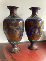 2 Cloisonné vazen met deuken, Antiek en Kunst, Antiek | Vazen, Ophalen of Verzenden
